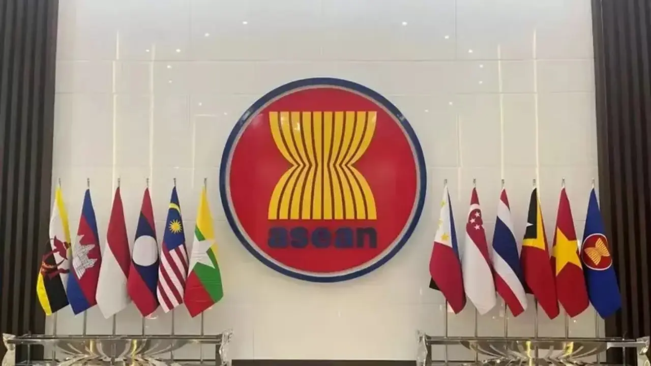 ASEAN Jalin Kerja Sama Atasi Karhutla, Indonesia Diharap Pimpin Inisiatif Lingkungan