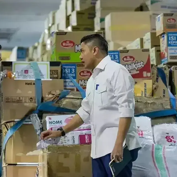 Bantuan Logistik dan Pompa Air Dikirim Pemerintah untuk Korban Bencana di NTT dan Kalimantan