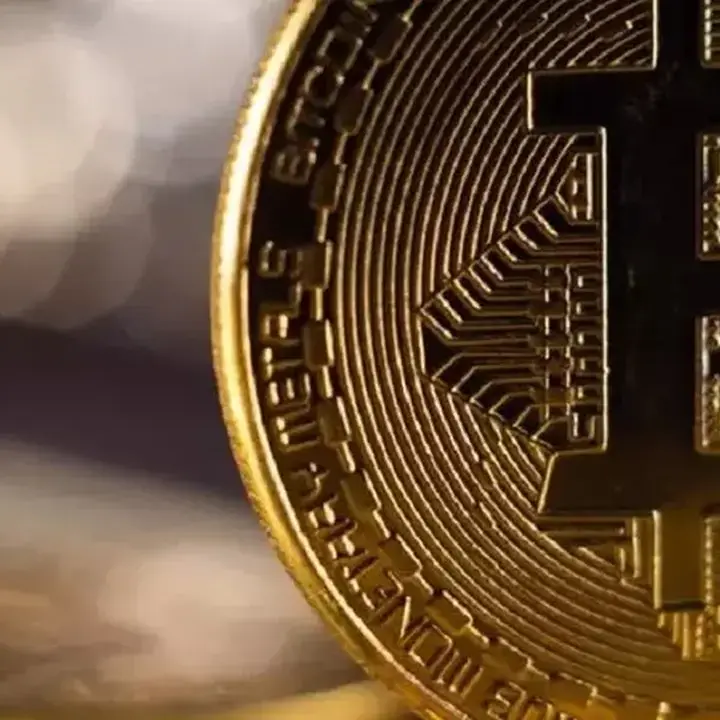 Bitcoin Lampaui $70.000 Didorong Optimisme Regulasi AS