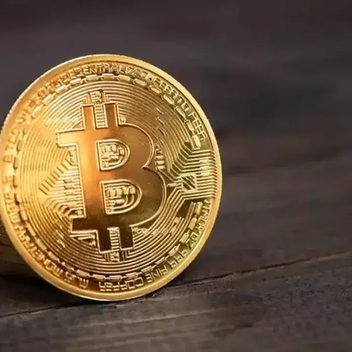 Bitcoin Melemah, Investor Kembali Melirik Emas Jelang Rilis Data Inflasi AS
