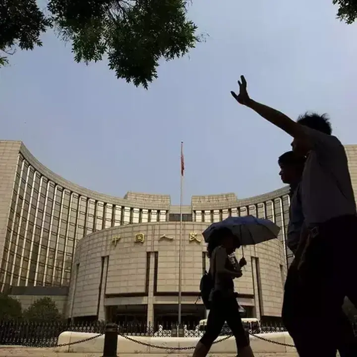 China Diam-diam Borong Emas, Kepemilikan Surat Utang AS Anjlok ke Titik Terendah