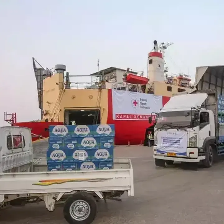 Danone Indonesia dan PMI Salurkan Bantuan Senilai Rp1 Miliar untuk Korban Gempa NTT