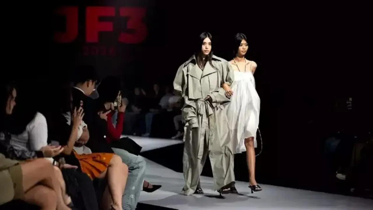 Desainer Paris Hadirkan Koleksi Unik di JF3 Fashion Festival 2026