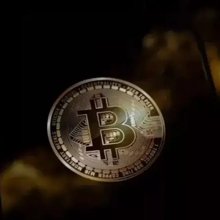 Dompet Bitcoin 12 Tahun Mendadak Aktif, Cuan Hampir 8.000%