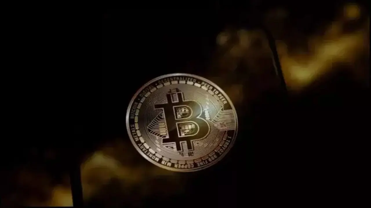 Dompet Bitcoin 12 Tahun Mendadak Aktif, Cuan Hampir 8.000%