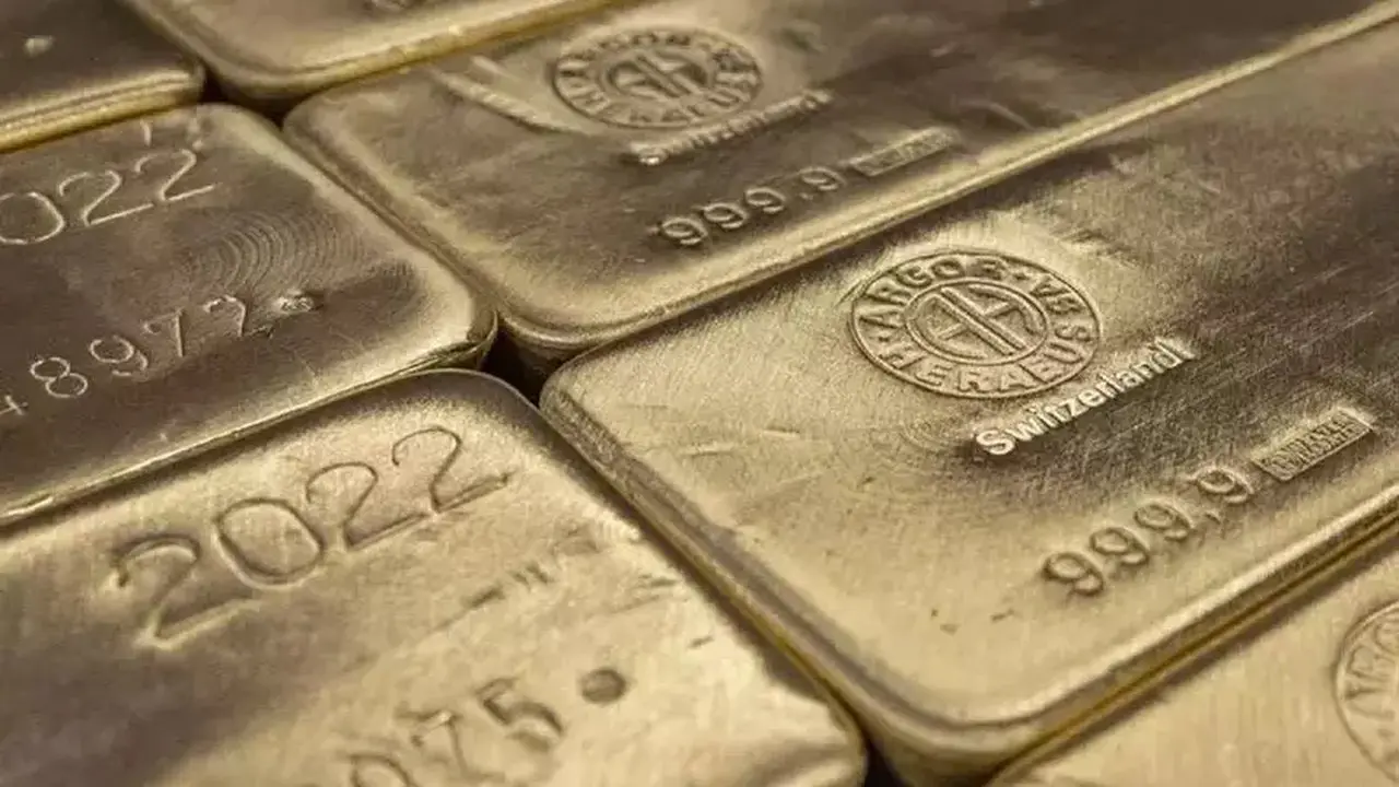 Emas Berpotensi Capai US$ 5.000, Didukung Defisit AS dan Inflasi
