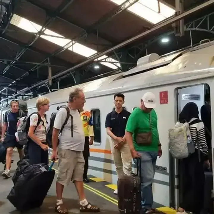 Investasi Kereta Api di Luar Jawa Dibidik dari China, Rusia, hingga Danantara