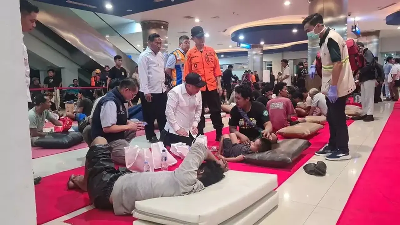 Kemenhub Perketat Pengawasan Kapal, Pisahkan Kargo Berbahaya dan Biasa