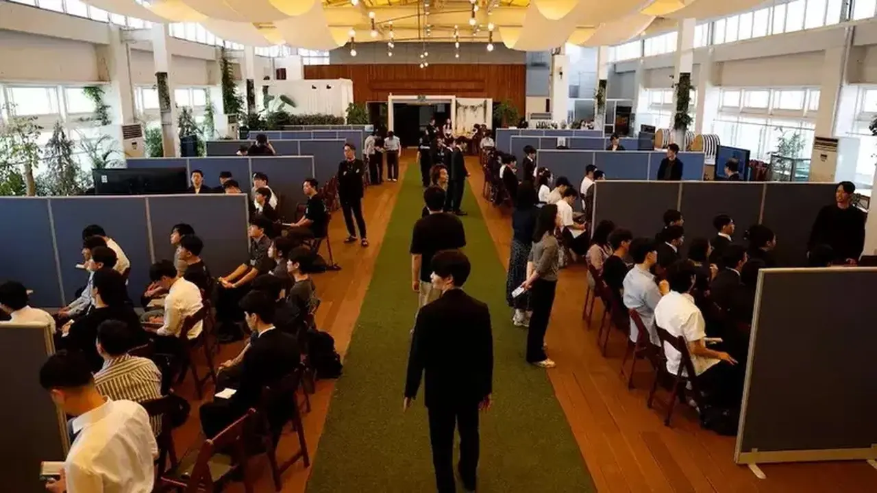 Lulusan Muda Korsel Serbu Jepang Cari Kerja, Ini Alasannya