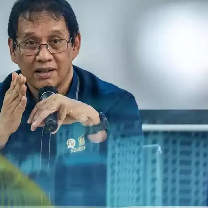 Menkeu Purbaya Tinjau Langsung Efektivitas Papan Edukasi Digital di Sekolah