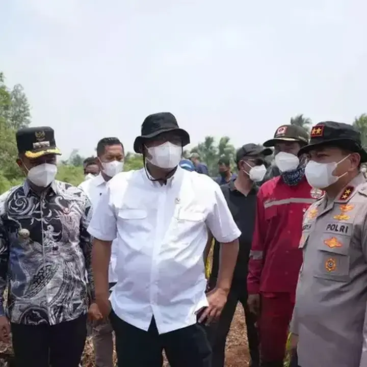 Menteri Jumhur Hidayat Sidak Penanganan Karhutla di Riau