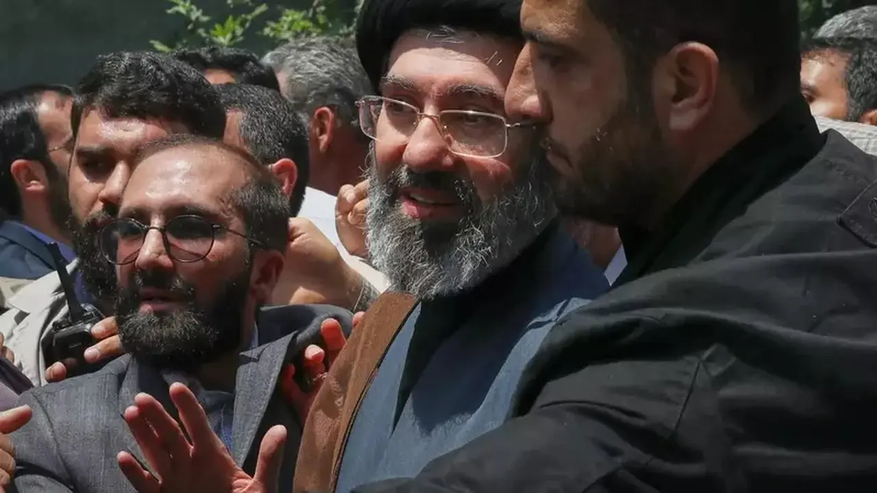 Mojtaba Khamenei Kembali ke Publik Usai Lima Bulan Menghilang di Tengah Konflik AS