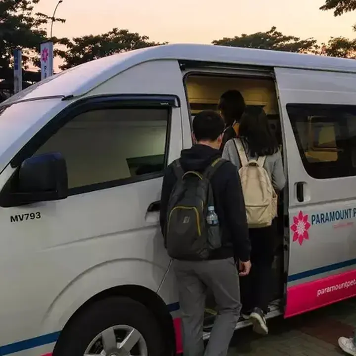 Paramount Petals Mudahkan Akses Jakarta dengan Shuttle Bus Baru