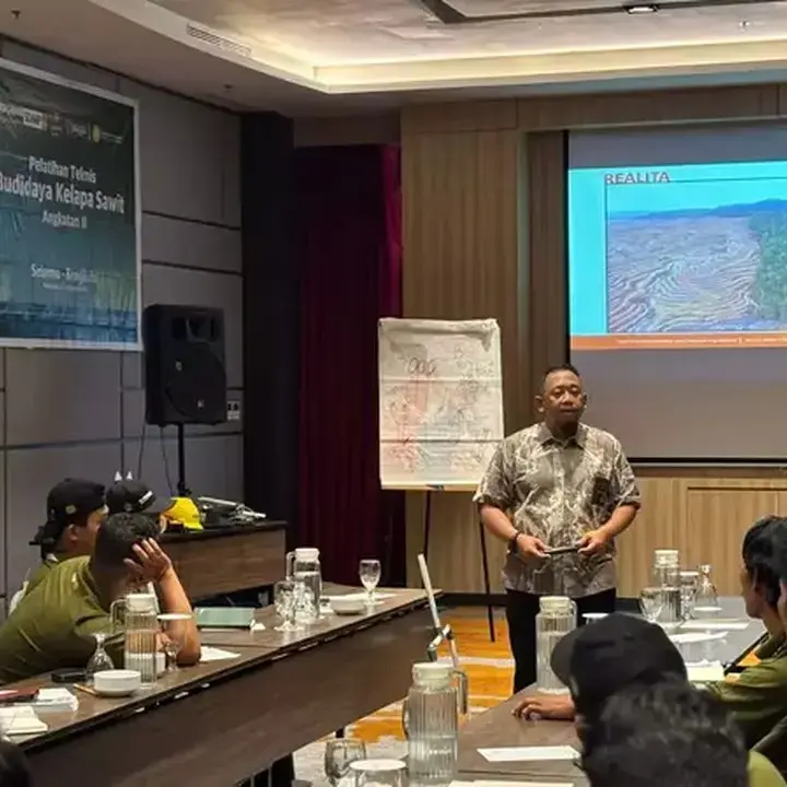 Pekebun Sawit Diberi Pelatihan Tingkatkan Kualitas TBS untuk Harga Lebih Baik