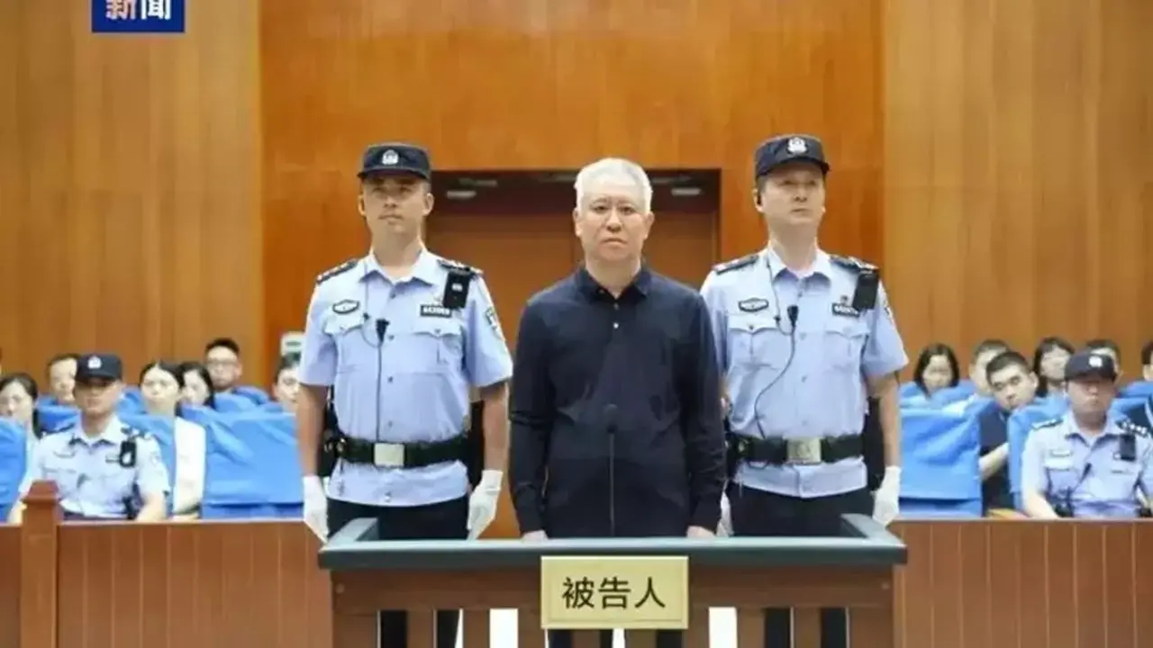 Pendiri Evergrande Xu Jiayin Divonis Seumur Hidup atas Penipuan Keuangan