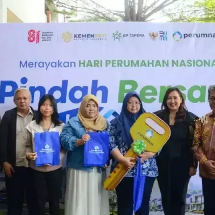 Perumnas Serahkan Ratusan Hunian Sekaligus, Mudahkan Akses Rumah Terjangkau