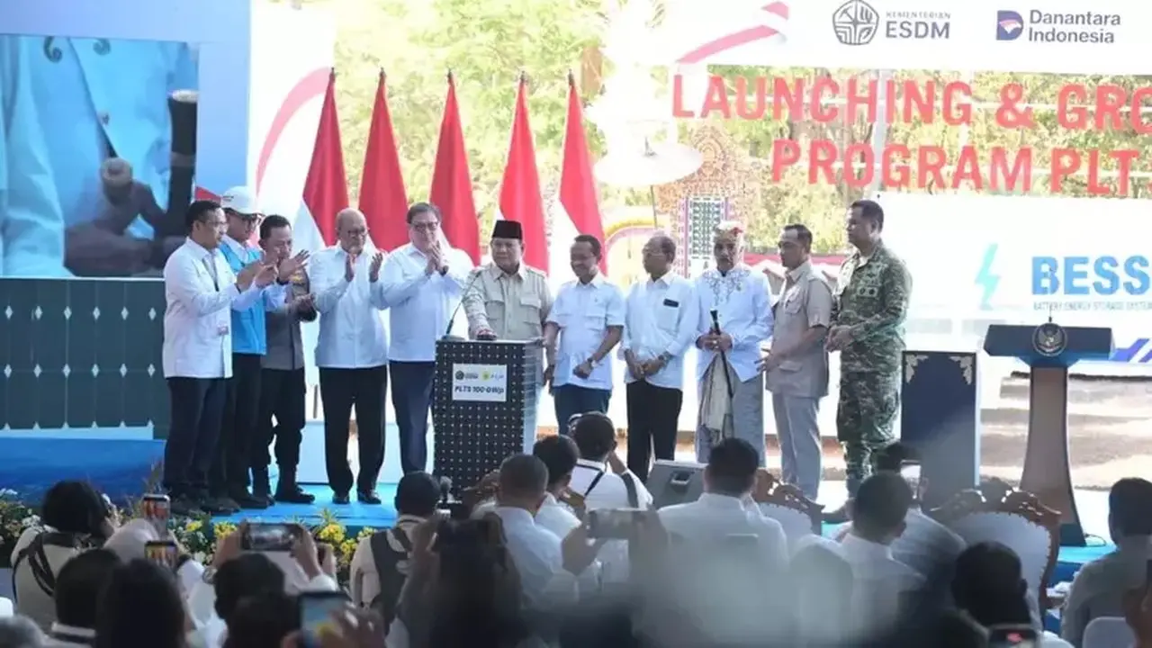 Presiden Prabowo Luncurkan PLTS 100 GWp, Targetkan Swasembada Energi Nasional