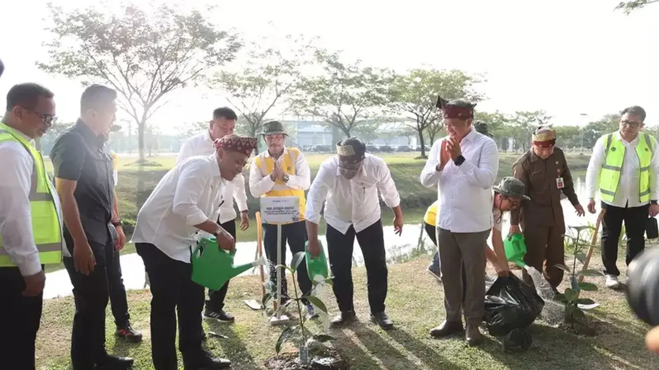 PTPN IV PalmCo Luncurkan Gerakan Tanam 1,5 Juta Pohon Dukung Program Pemerintah