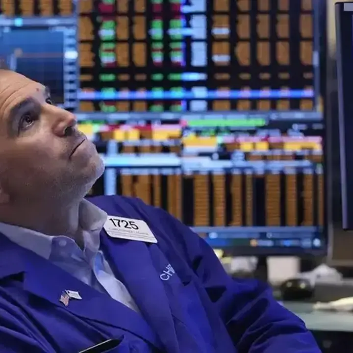 S&P 500 Pecahkan Rekor Tertinggi, Wall Street Berkilau Pasca Data Ketenagakerjaan Mengecewakan
