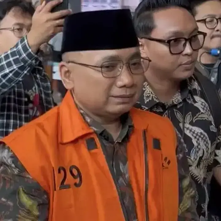 Sidang Perdana Kasus Korupsi Kuota Haji: Eks Menag Yaqut Cholil Hadir