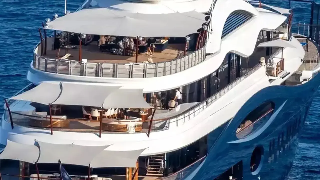 Superyacht Rp 5,3 Triliun Milik Mark Zuckerberg Dituding Abaikan Panggilan Darurat di Alaska