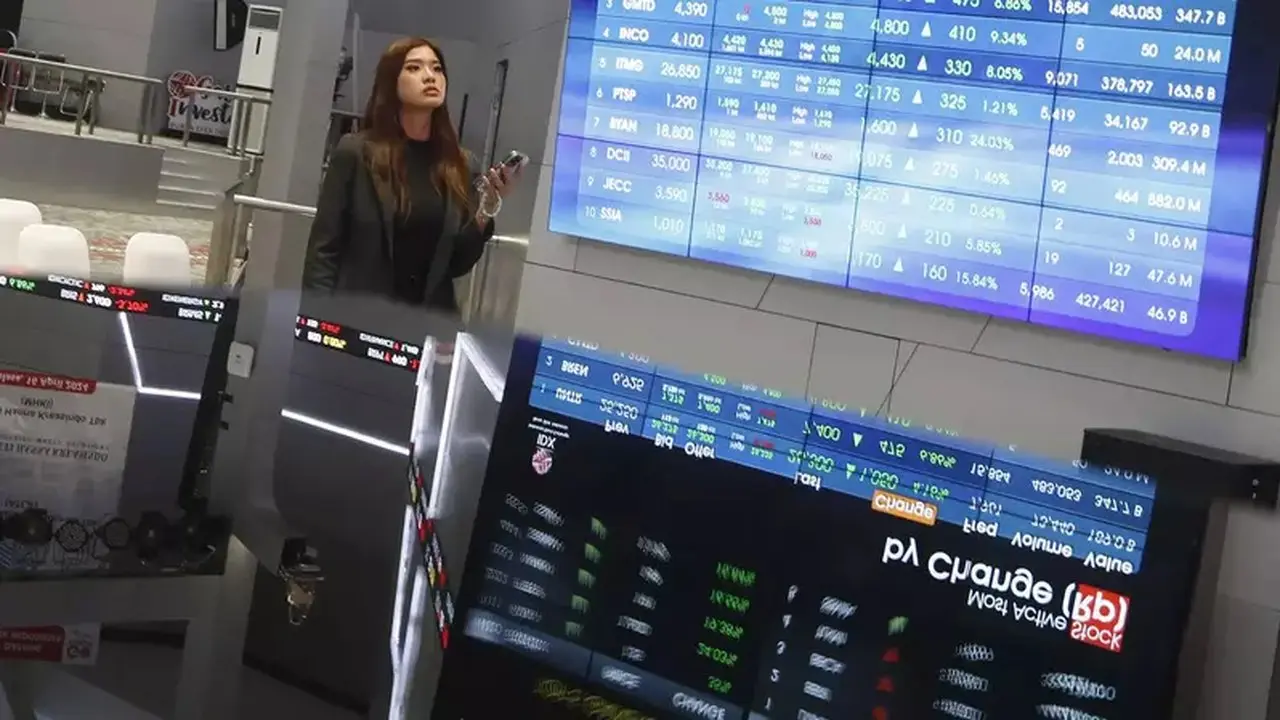 Target 7.000 IHSG Terbuka, Saham Bank Besar Jadi Incaran Investor Asing
