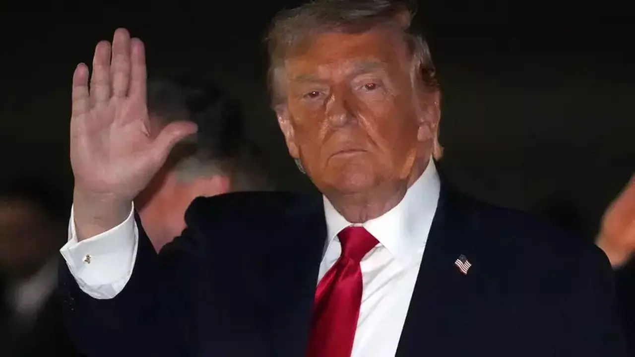 Trump Akui Negosiasi dengan Iran Rumit, Sebut Punya Kendali Penuh atas Aset