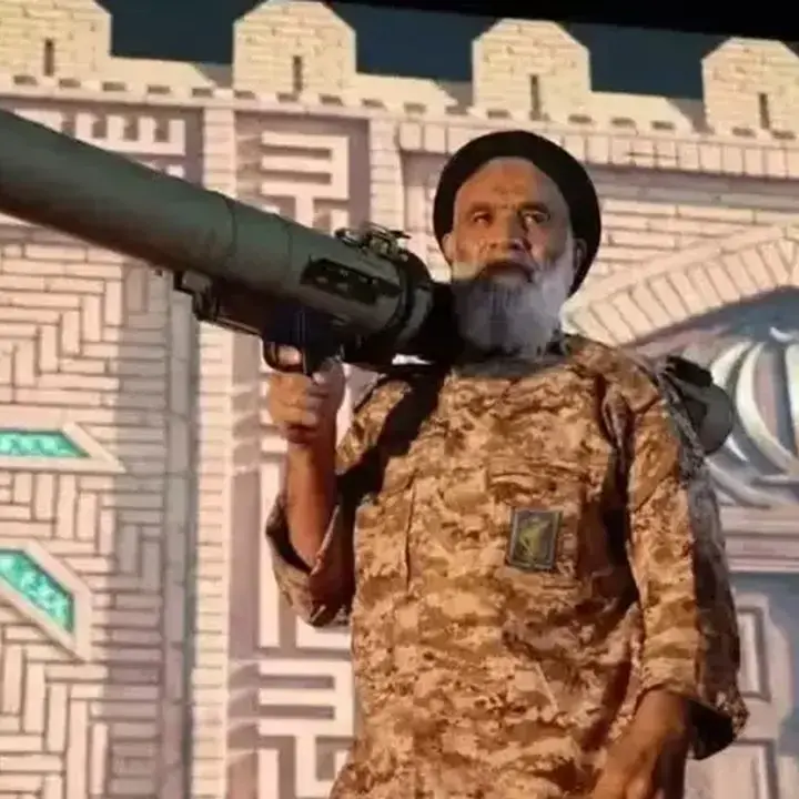 Ulama Senior Iran Sebut Rudal Siap Jangkau AS, Jarak 15.000 Km