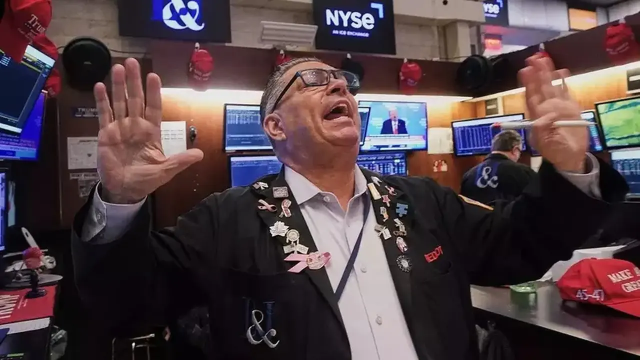 Wall Street Menguat Didorong Penurunan Imbal Hasil Obligasi AS