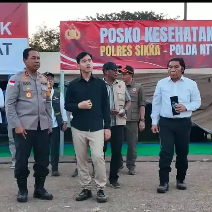 Wapres Gibran Kunjungi Pengungsi Gempa Sikka, Pastikan Negara Hadir Penuh