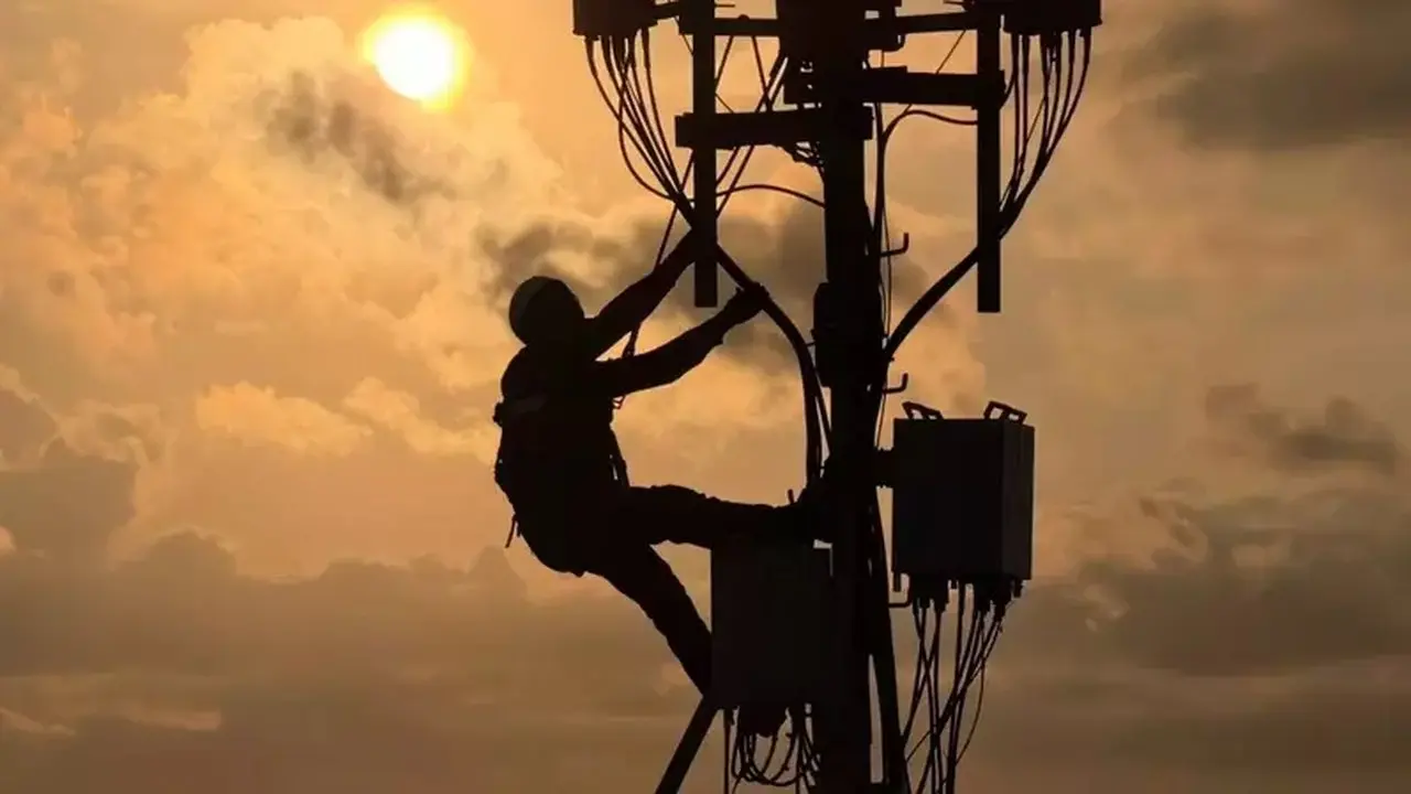 XLSMART Manfaatkan Frekuensi Baru untuk Dorong Manfaat 5G Nasional