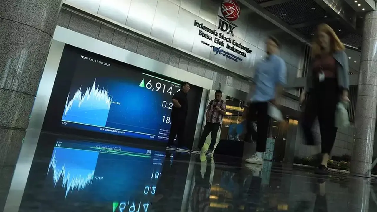Arus Keluar Dana Asing Berlanjut, IHSG Ditutup Melemah
