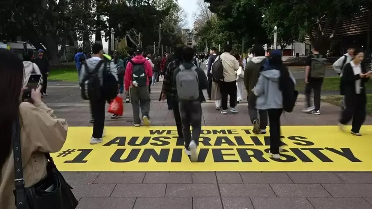 Australia Perketat Visa Pelajar, Mahasiswa Asing Dilarang Bawa Keluarga