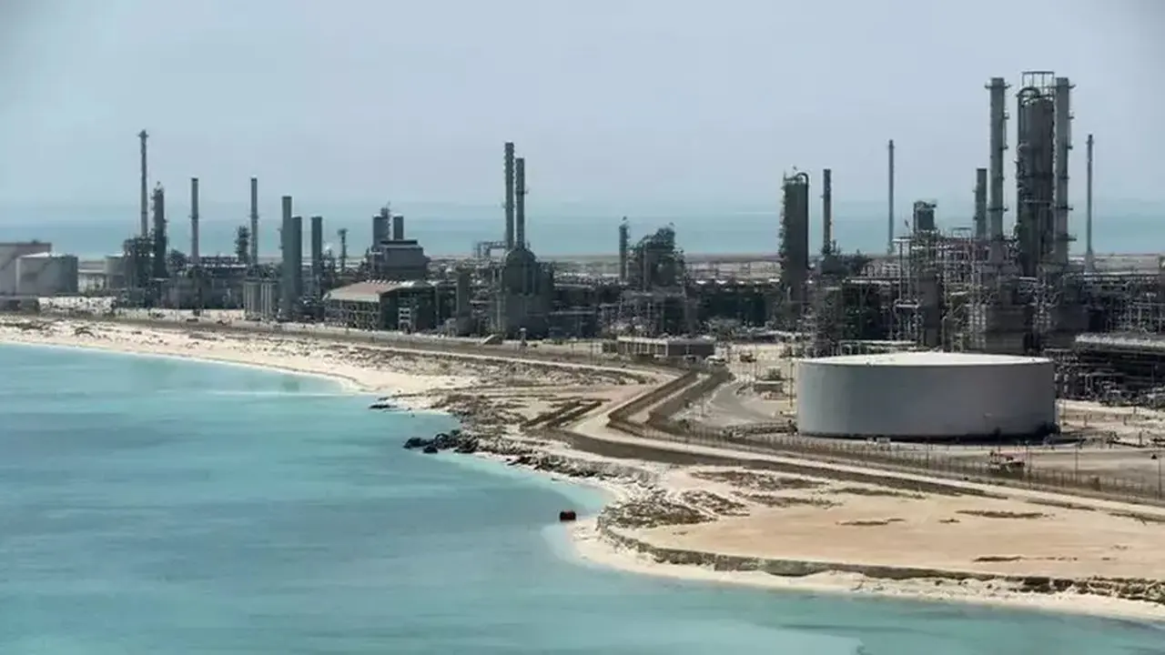 Houthi Klaim Serangan Balasan ke Jantung Saudi, Sasar Riyadh dan Fasilitas Aramco