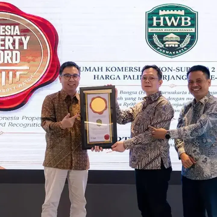 HWB Purwakarta Raih Penghargaan Rumah Komersial Termurah