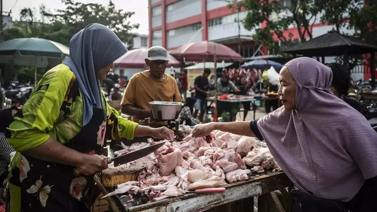 Konsumsi Rumah Tangga Terjaga, Keyakinan Konsumen Menguat Didukung Stimulus Fiskal