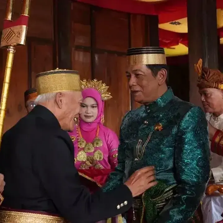 MDA Diterima sebagai Keluarga Besar Kedatuan Luwu dalam Ritual Adat