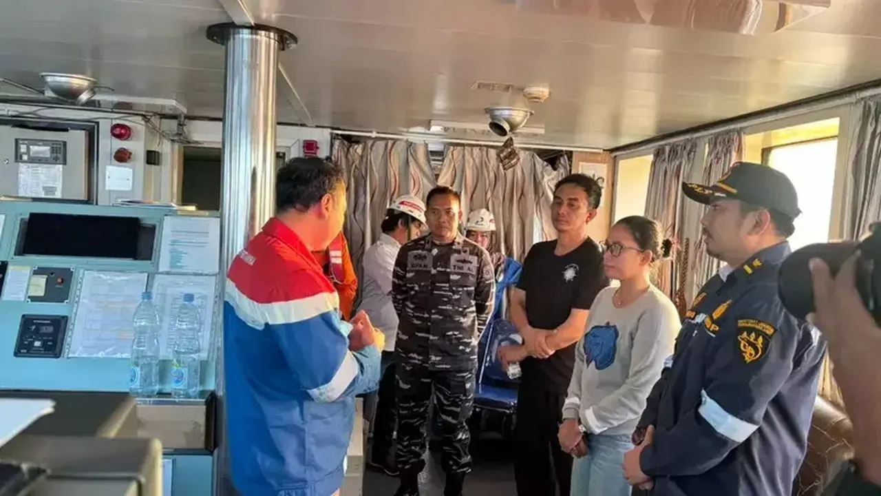 MT Mauhau Berhasil Evakuasi 16 Korban Kapal Tenggelam di Laut Jawa