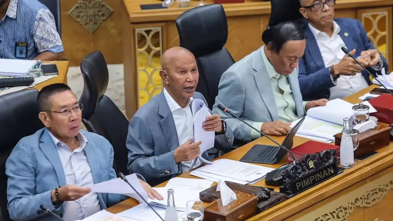 Pendidikan Gratis Hingga Kuliah, DPR Prediksi Anggaran Rp 302 Triliun per Tahun Mulai 2028