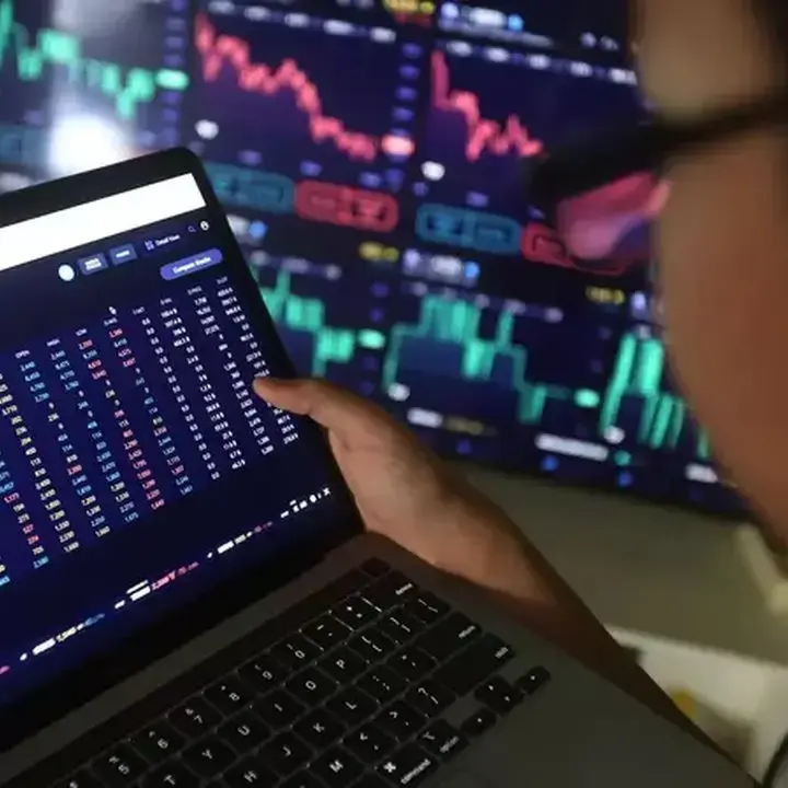Proyeksi IHSG Melemah, CGS Rekomendasikan 6 Saham Potensial Cuan