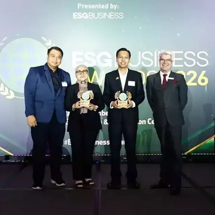 PTPN III Raih Dua Penghargaan Bergengsi di Singapura atas Komitmen ESG