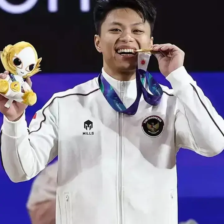 Rahmat Erwin Raih Emas Asian Games 2026, Angkat Besi Indonesia Tambah Koleksi Medali