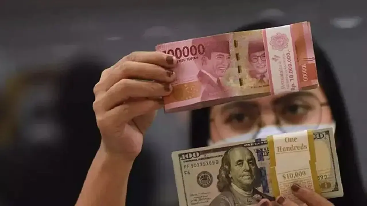 Rupiah Terancam Melemah Lagi Akibat Sentimen Global dan Domestik