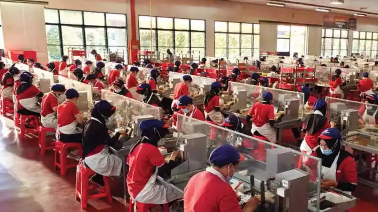Saham Gudang Garam Anjlok, Apa yang Menyebabkan Perubahan Drastis?