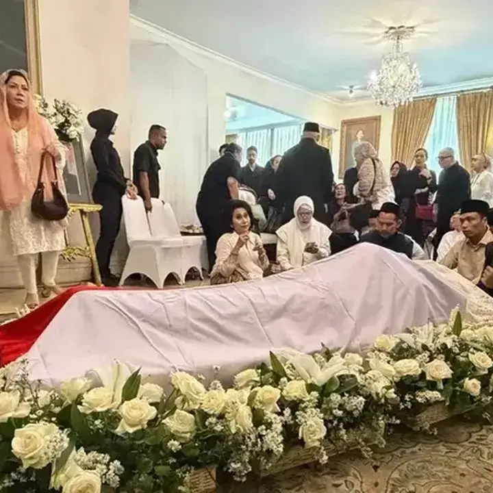 SBY, JK, Rano Karno Melayat ke Rumah Duka Guruh Soekarnoputra