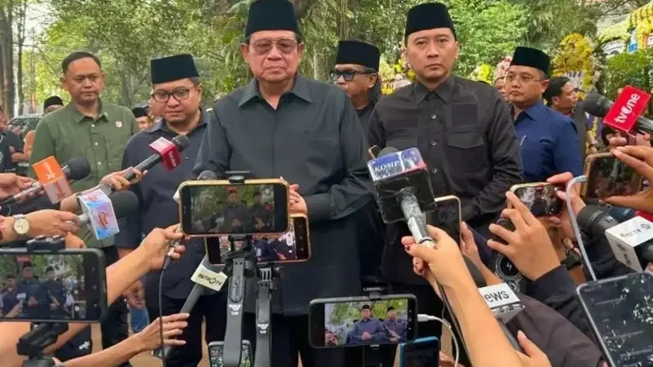 SBY Kenang Kolaborasi Seni dan Dialog Budaya Bersama Guruh Soekarnoputra