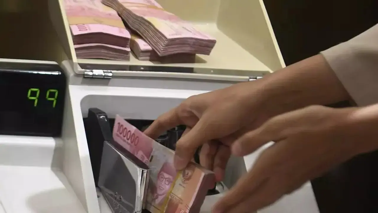 Suku Bunga Khusus Bank Tekan Profitabilitas, OJK Ingatkan Pengelolaan Dana Pruden