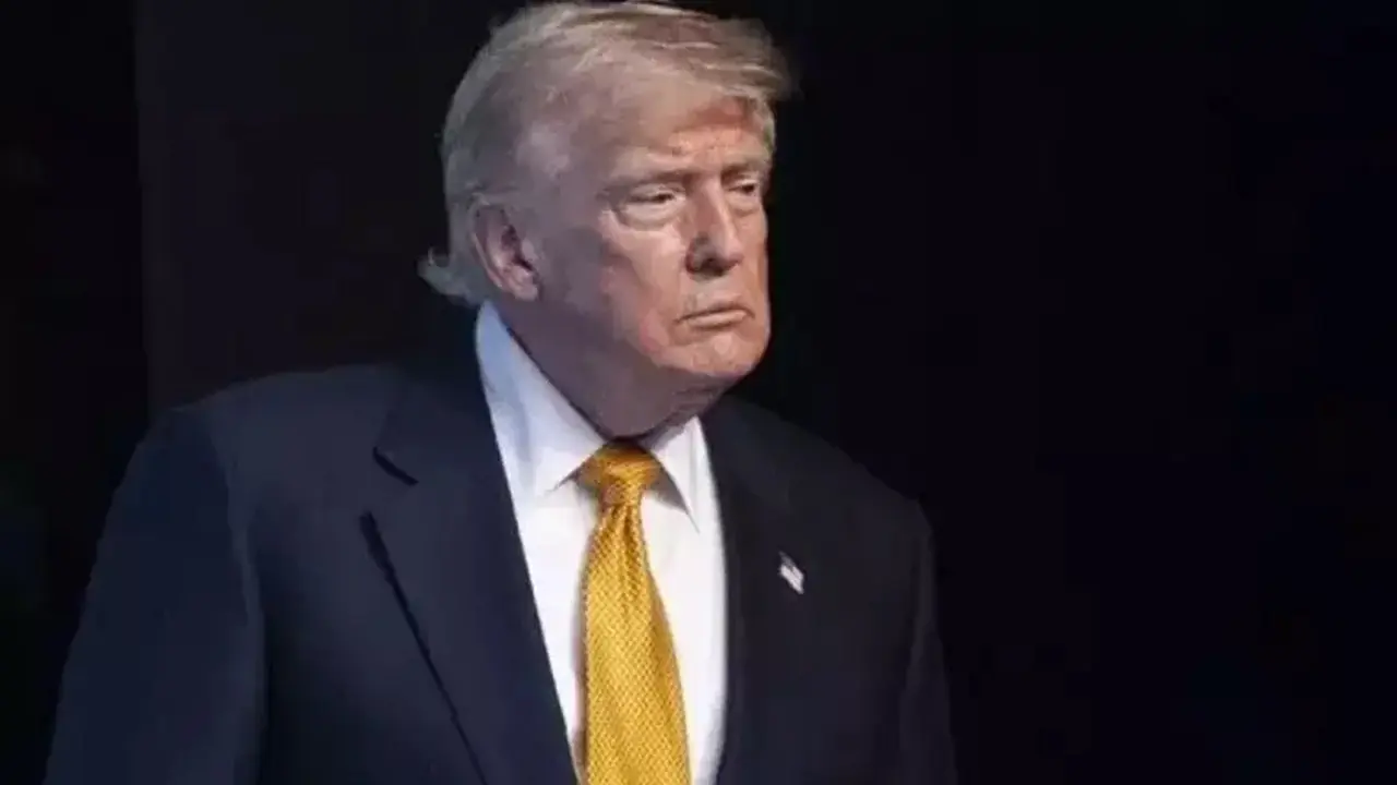 Trump Tolak Regulasi AI Global, Ganti Istilah Jadi 'Kecerdasan Super'