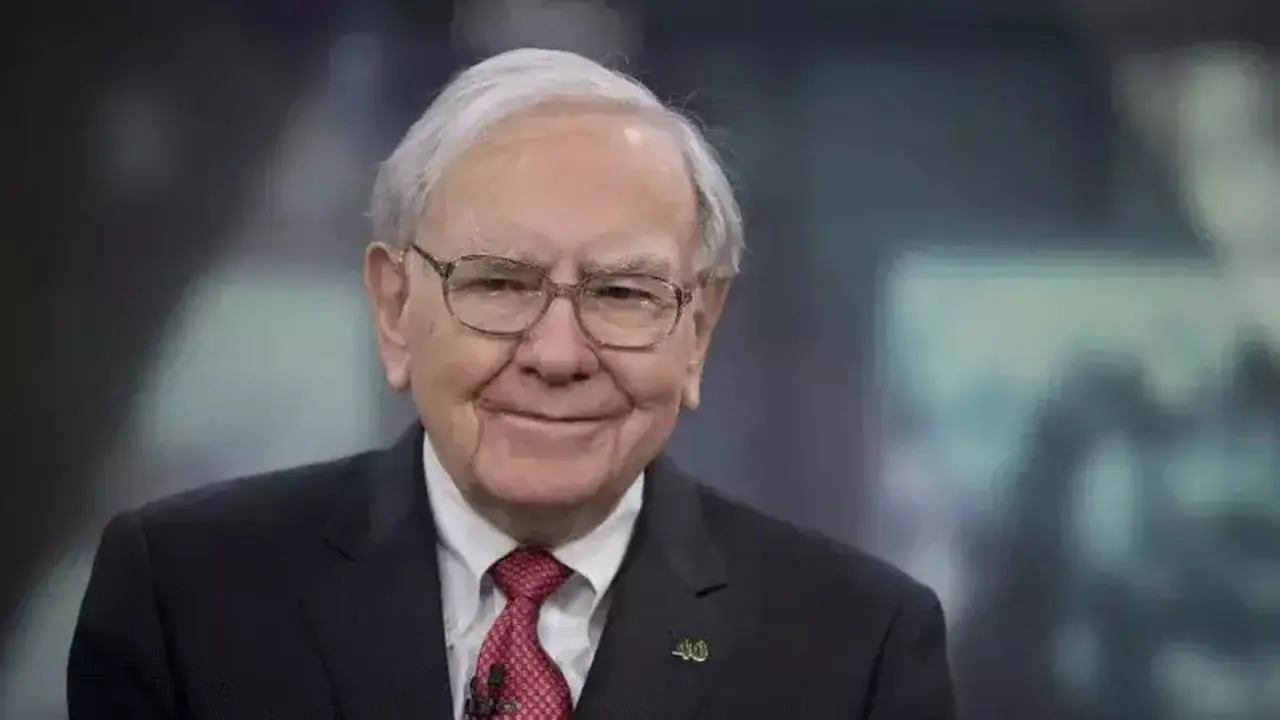 Warren Buffett Lepas Jabatan Chairman Berkshire Hathaway, Putra Ambil Alih
