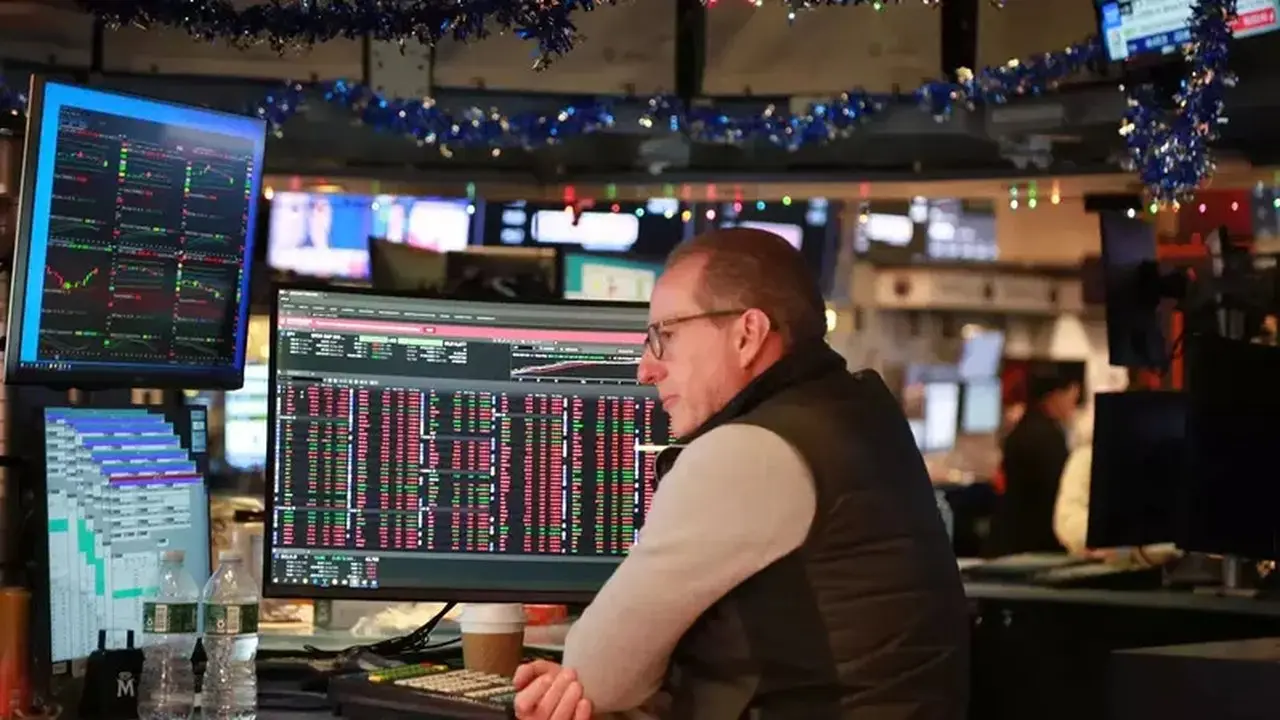 Yield Obligasi AS Tembus 5%, Wall Street Merosot Tajam